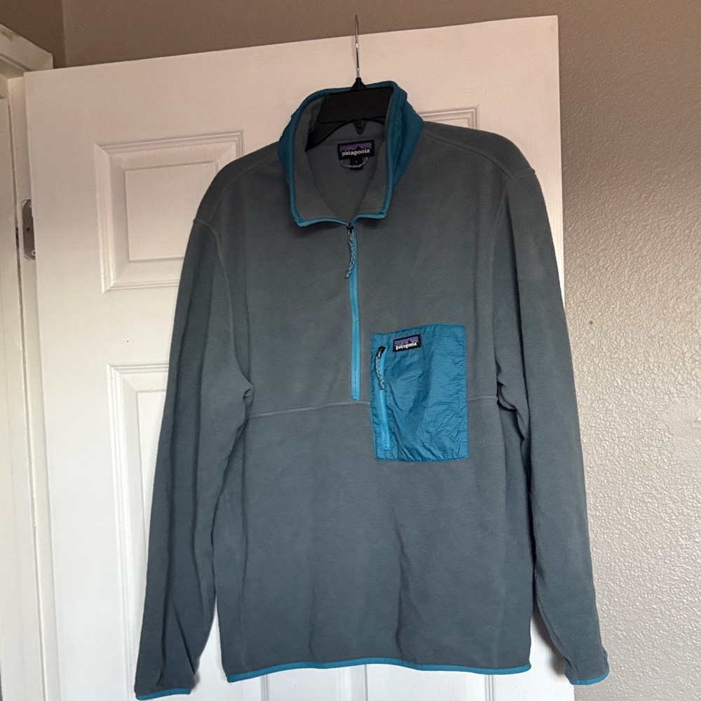 Patagonia Men’s Microdini 1/2 zip fleece pullover Teal and Gray Jacket